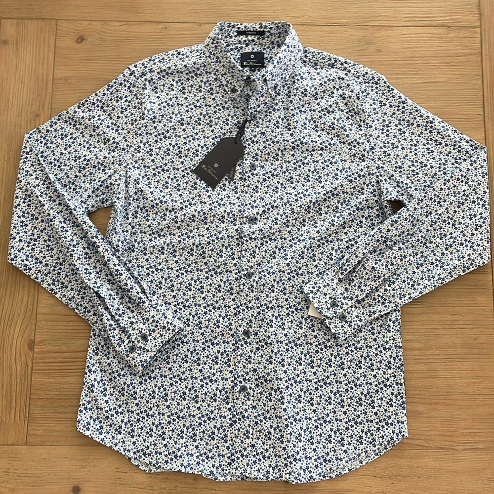 NWT Sz. M Ben Sherman Blue Floral Print Button Down Long Sleeve Shirt